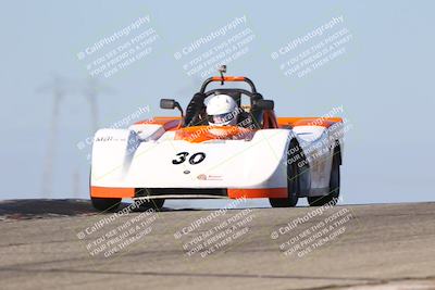 media/Oct-26-2025-CalClub SCCA (Sun) [[8ce1e69566]]/Group 6/Grapevine/